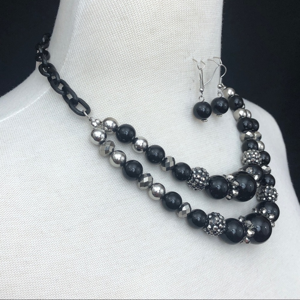 2 Row Black Hematite Grey Necklace Earrings Set - Picture 3 of 3